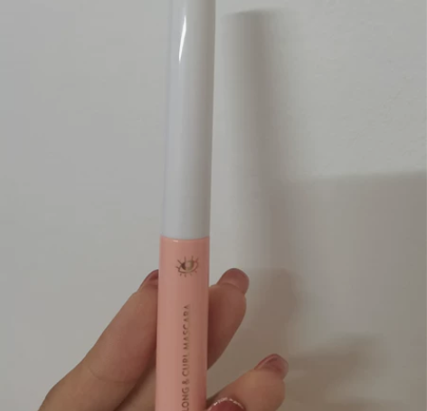 【睫毛膏】拆封未使用 包邮送礼物 便宜出 ...