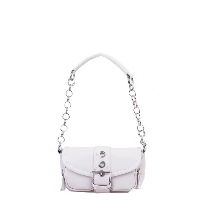 新买的包包背过两次，因为类似的白色包包太多...