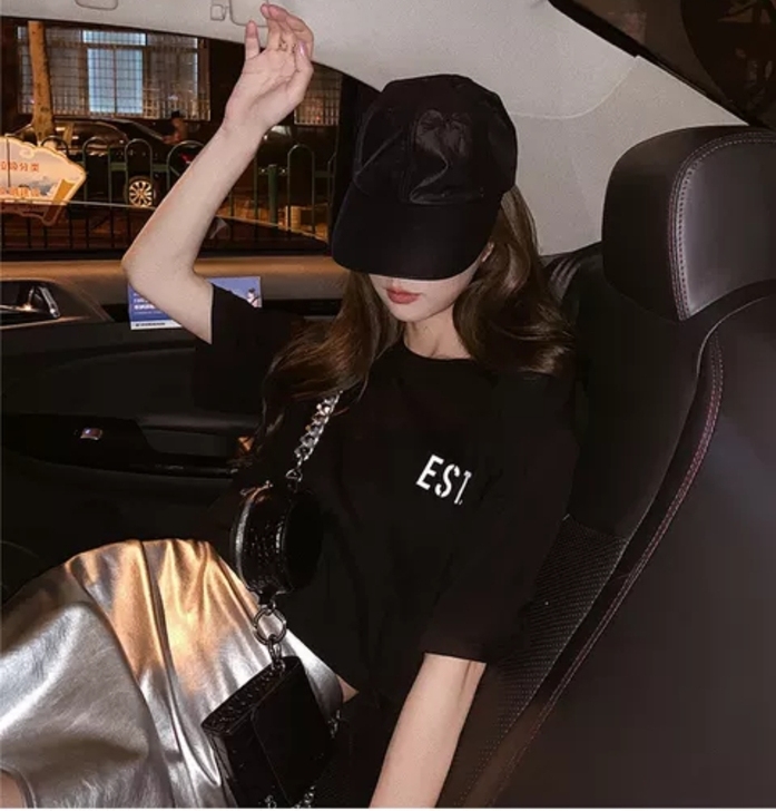 苏小花 半身裙女性感蹦迪亮面短皮裙2020...