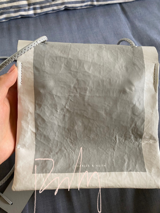 小ck 牛皮纸包 9成新   标价已刀