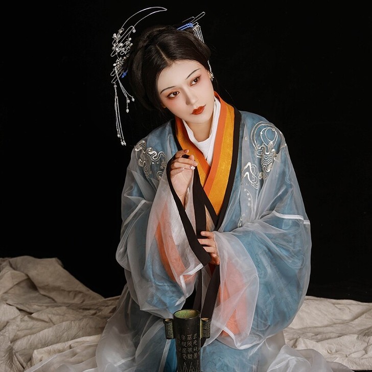 宴山亭洛神赋汉晋直裾