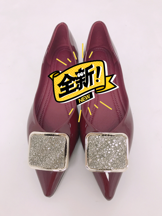 全新金洛熙专柜尖头平底单鞋,带钻车厘子红3...