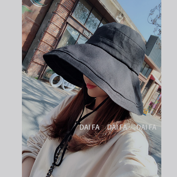 戴发 帽子
