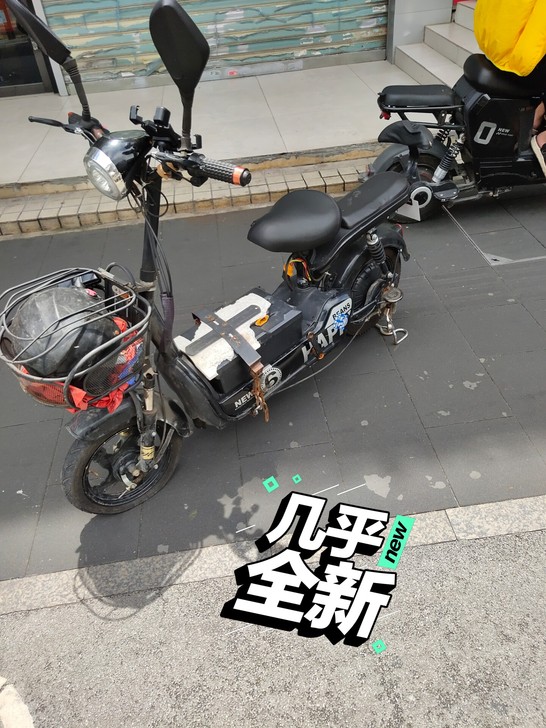 思帝诺 电动自行车因回家。带两块48伏电瓶...
