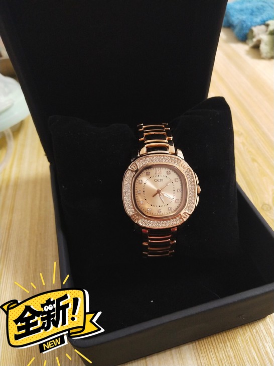 全新满天星金色手表