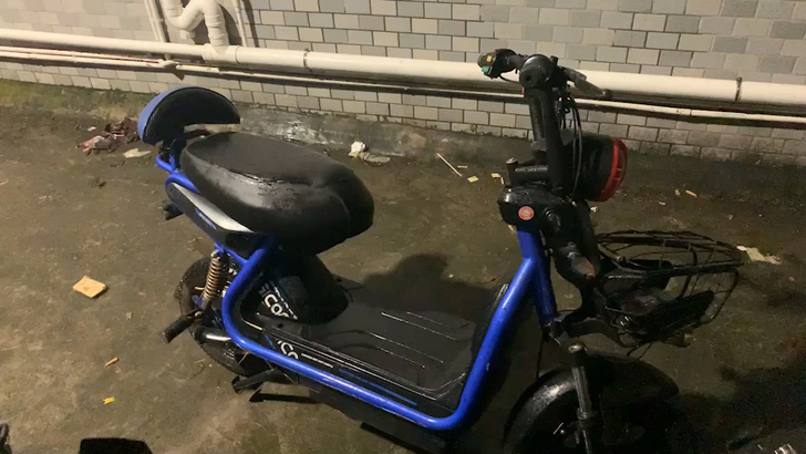 极酷电动车，48V大电池，新电池，没问题，...