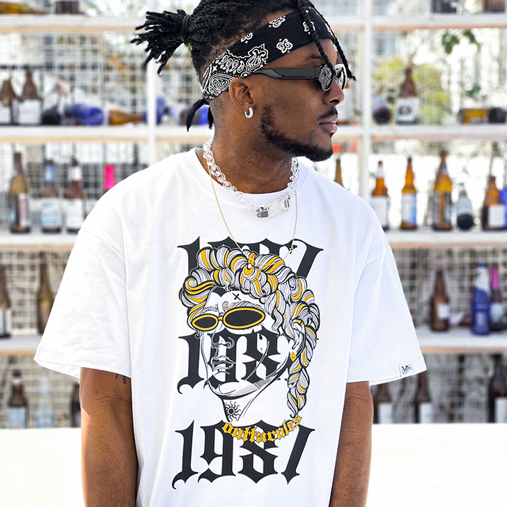 Outtarules 男士T恤