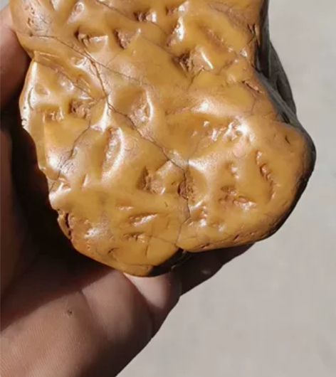 黄蜡石双面金印观赏摆件,细蜡皮冻质地,非常...