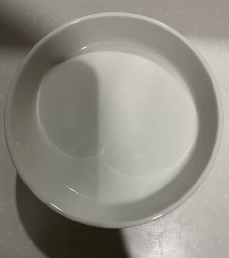 陶瓷调色盘、10元一个。 墨汁、8元。 国...