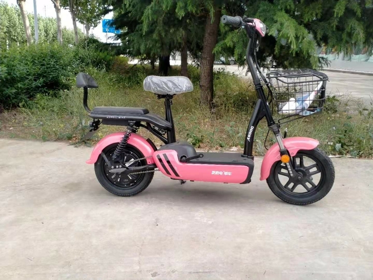 品牌高配库存电动车950元、还有几十辆需要...
