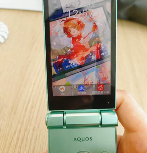 夏普601sh 初音绿色 9新。细节如图 ...
