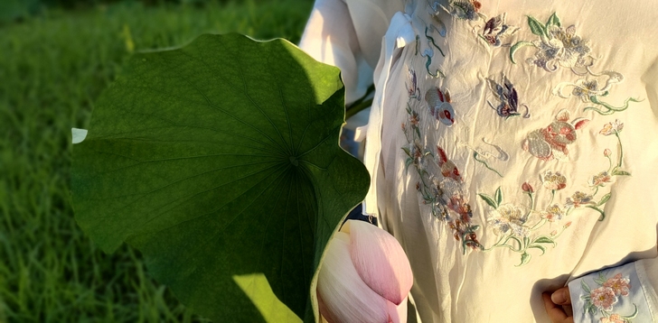 小众正版汉服有吊牌,质感超好,原相机拍摄,...