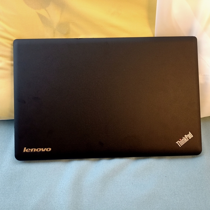 女生 九成新 联想笔记本电脑 i7高配 1...