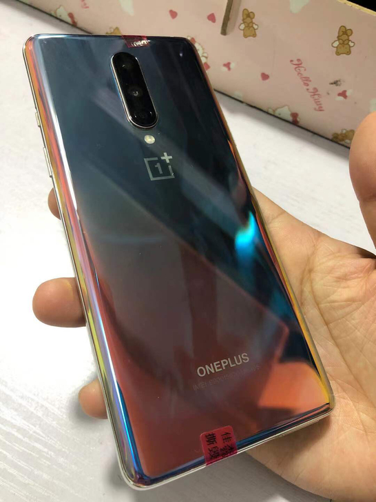 一加8 8+128g完美屏