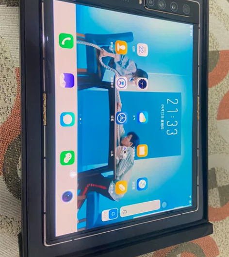 柔宇 FlexPai 2稀有金色尊享版、9...