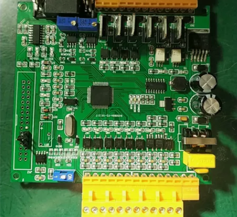 fx3u  PLC，此方案包含C语言源代码...
