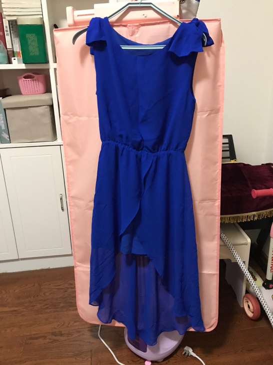 品牌连衣裙、399入手，穿着一次有瑕疵，2...