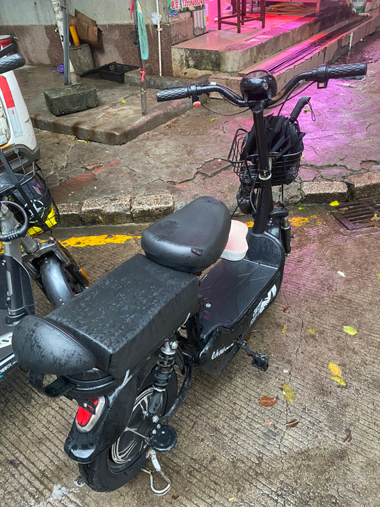 9成新电动车