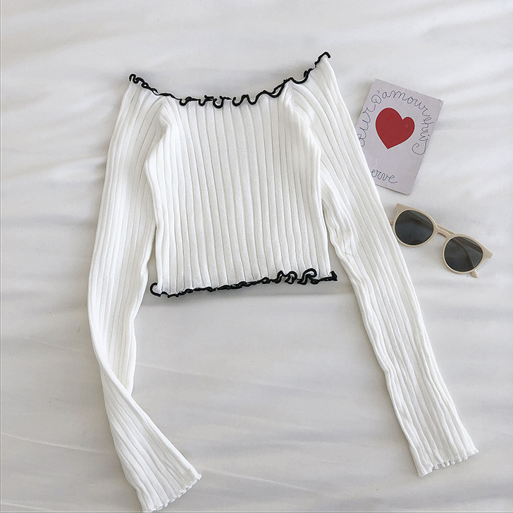 小性感漏锁骨木耳边一字肩针织衫女2020秋...