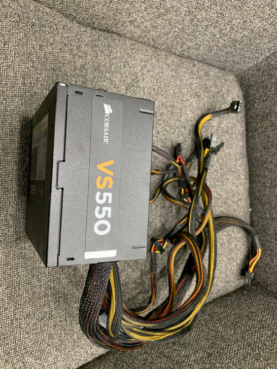 海盗船vs550额定550w电源,成色如图...