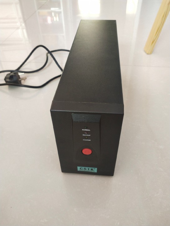 ups不间断电源 ,便宜处理!
