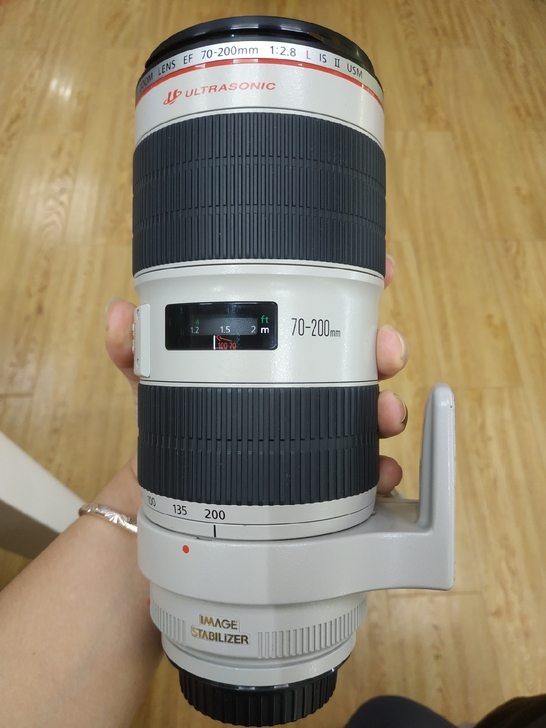 佳能70-200/2.8 二代镜头一支,镜...