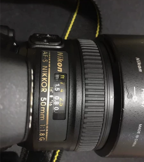 尼康D5600 盒子都在，带个50 1.8...