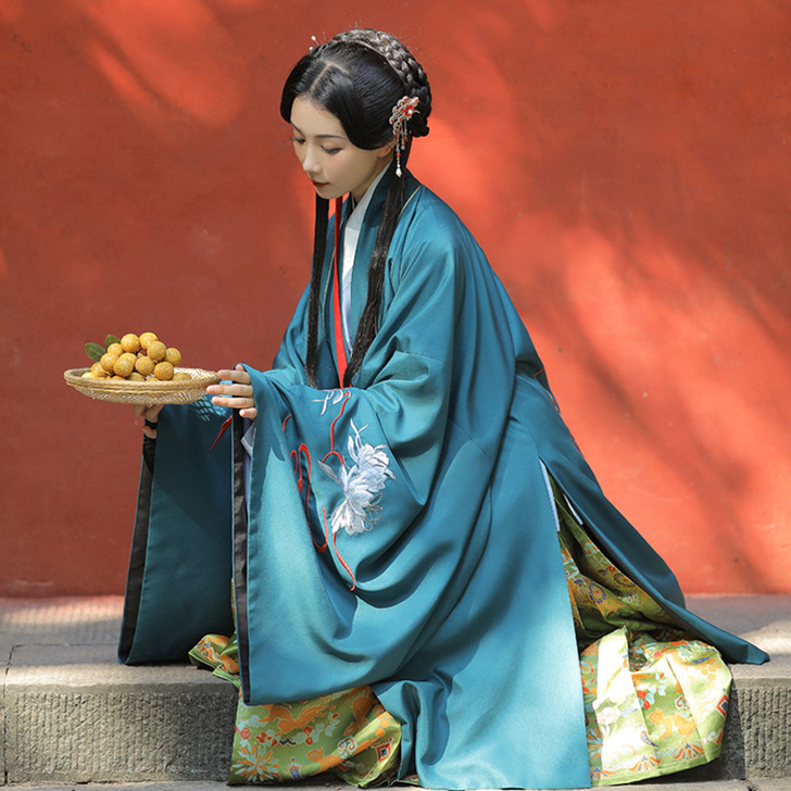 兰若庭 汉服 乘黄 明制 披风 绣花 大袖...
