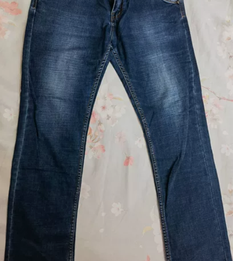 男士牛仔裤，软料的，非常舒服，36码（2尺...