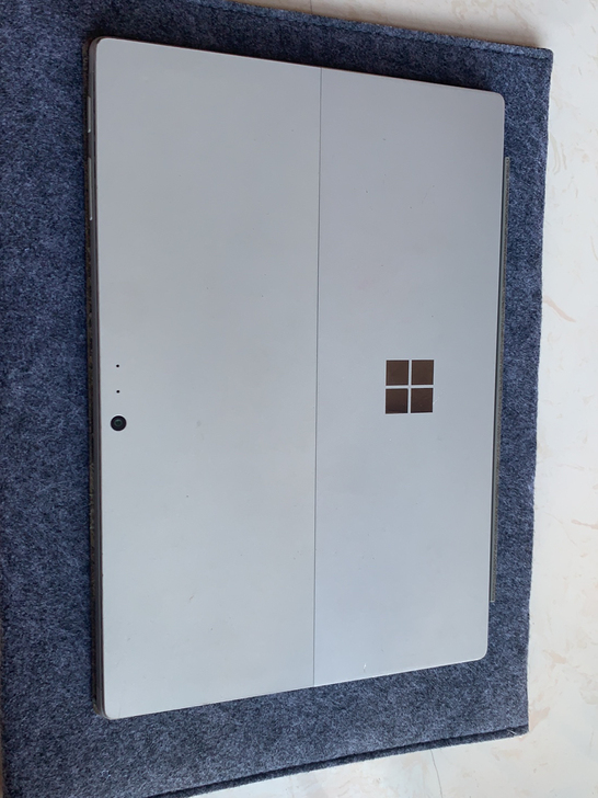微软Surface  pro5    i5...
