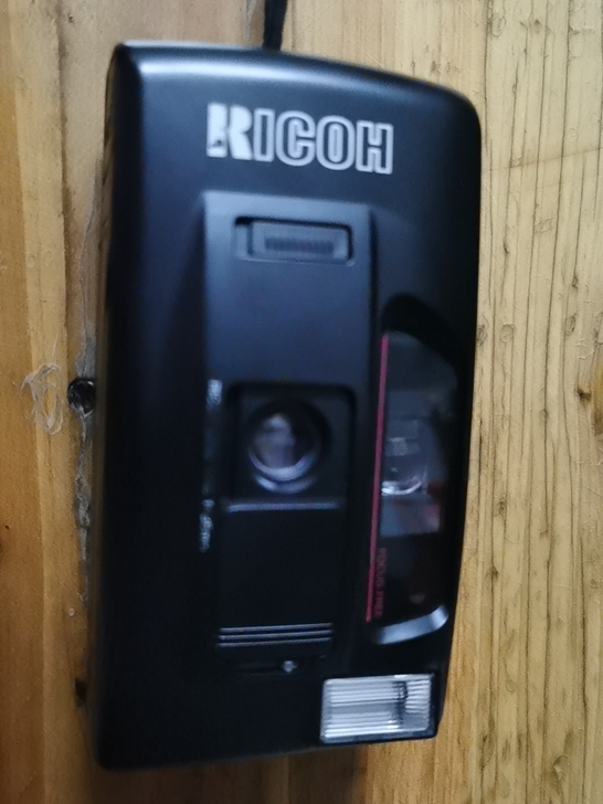 理光RICOH AUTO35傻瓜胶片机