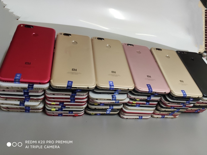 客户专拍小米5x，4+64，36台