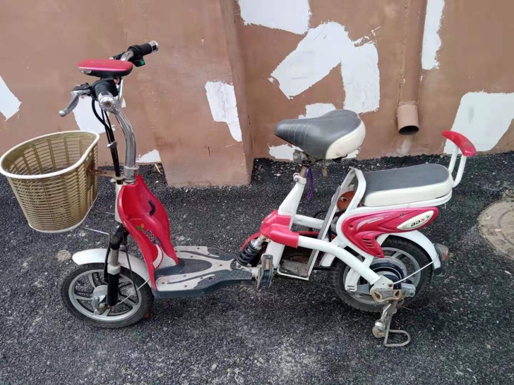 拆迁处理的一批二手电动车，剩下不多，价格5...