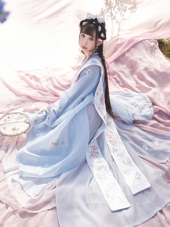 十三余清禾意大全套m，大袖是s，吊牌摘了，...