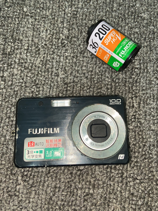 富士J25    老数码相机   复古相机...