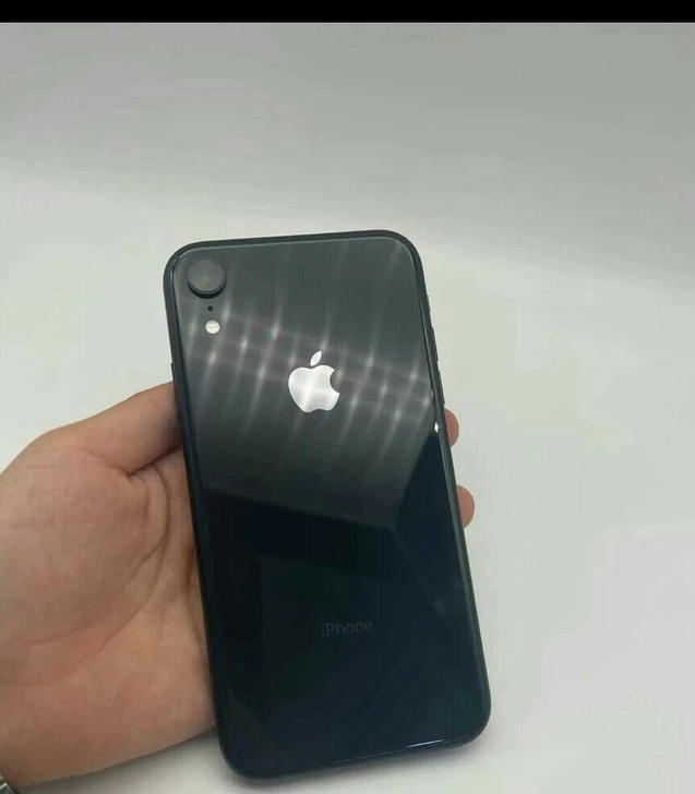 自用苹果xr 128 黑色，国行正品 全网...