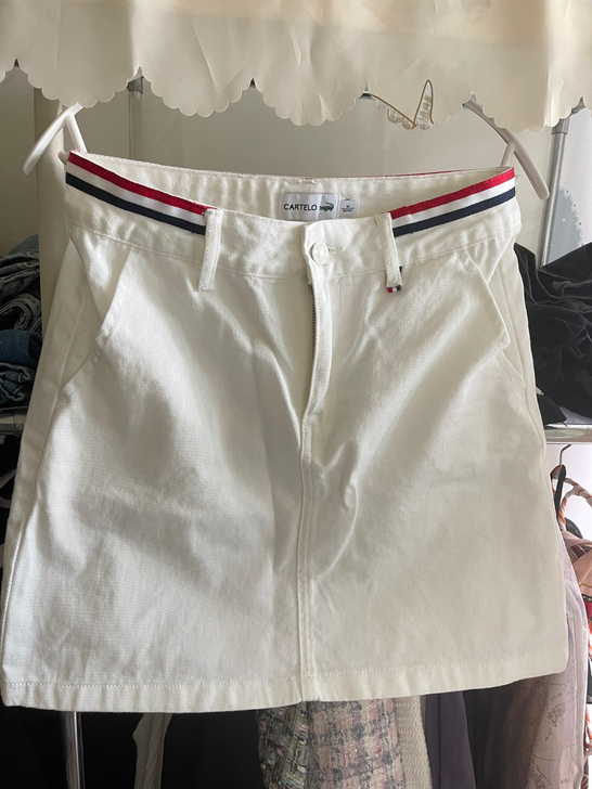 正品鳄鱼短裙m码全新仅拆吊牌