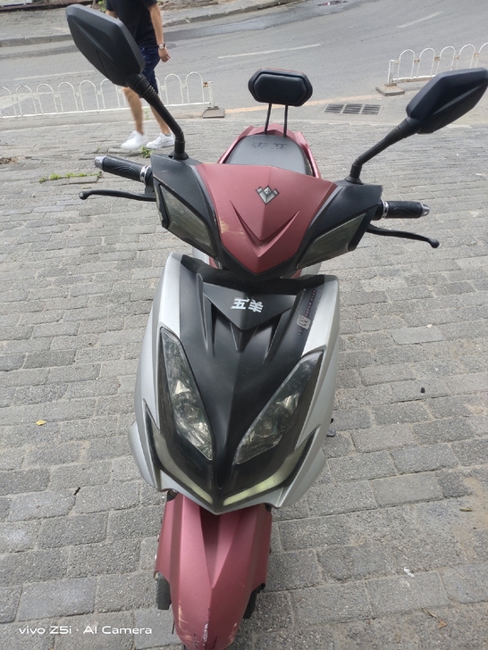 60伏20安，五羊电动车一辆，满电能跑五十...