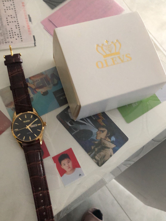 朋友送的 石英手表 走时正常 处理了 全新...