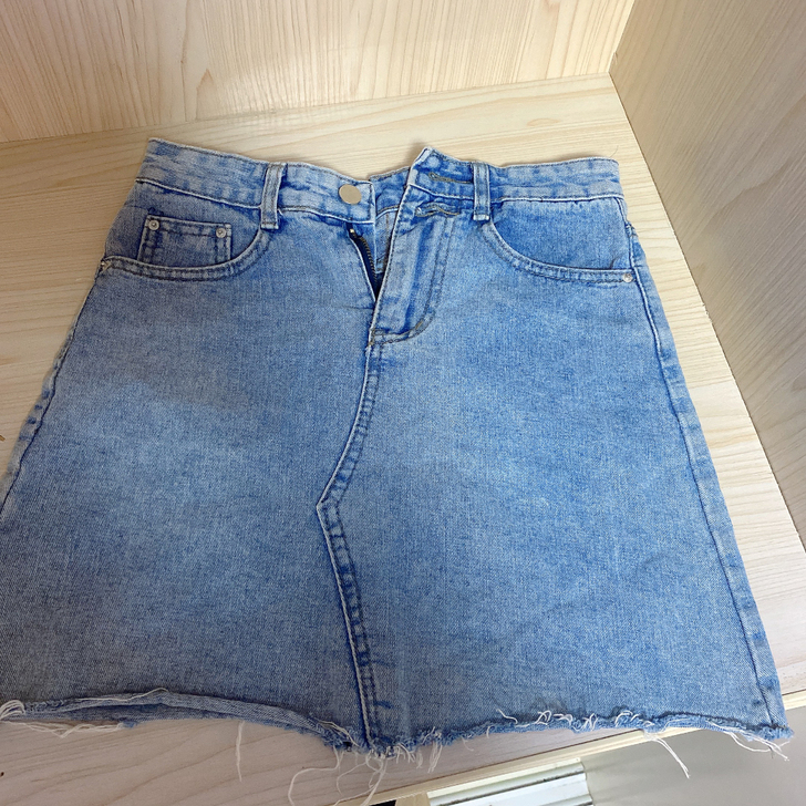 牛仔半裙 s码 实体店购入