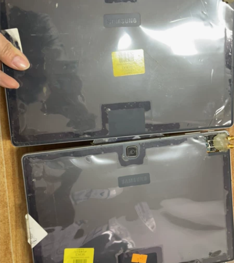 三星平板 厂机 后盖瑕疵 型号都有 比较多...