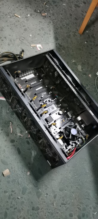 映泰机箱3930U 或者3900 U  1...
