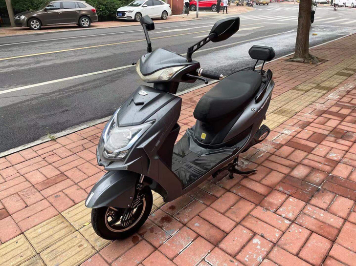 阿米尼踏板电动车，宽胎高配版，60伏2 0...