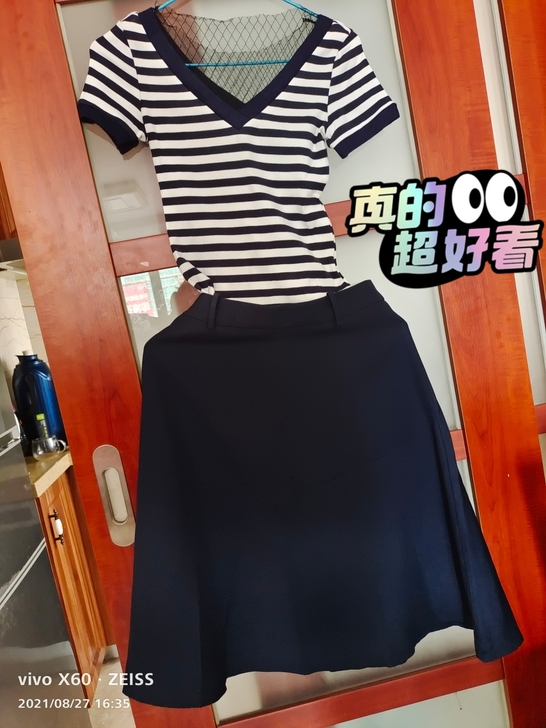 穿一洗一套装，学院风针织衫+半身裙超好看的...