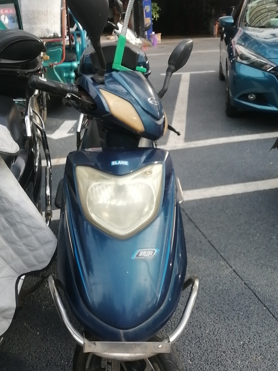 紧凑型二手新蕾电动车五个大电瓶，只要850...