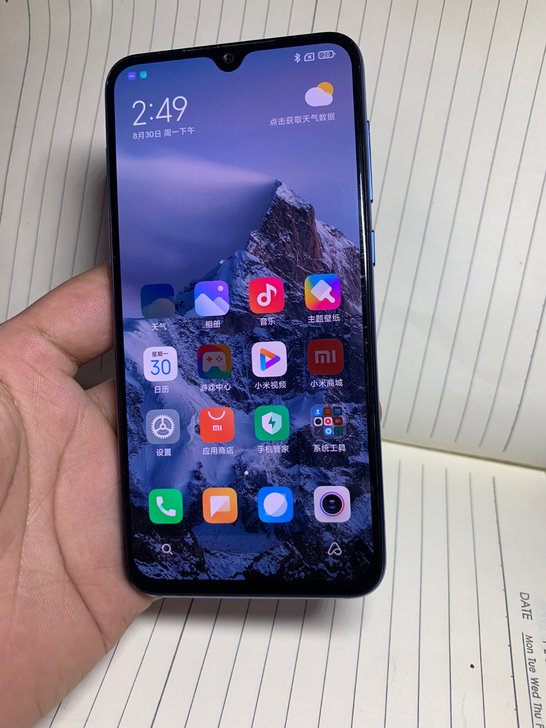 小米9se全网6+128手机成色外观如图所...