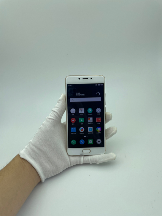 魅蓝e2手机 ，3+32g内存，安卓6.0...