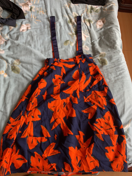 背带裙，可当背带，可当腰带