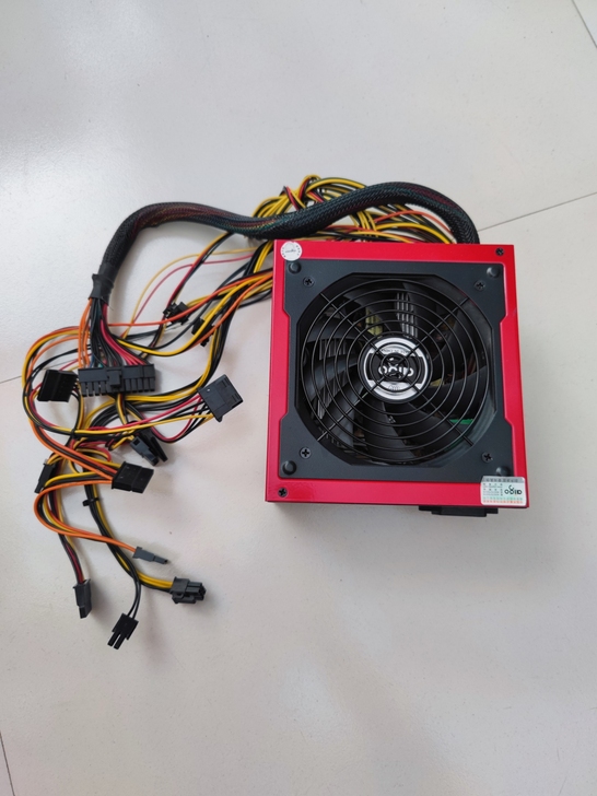 爱国者aigo电源，一个成色可以的台式机拆...