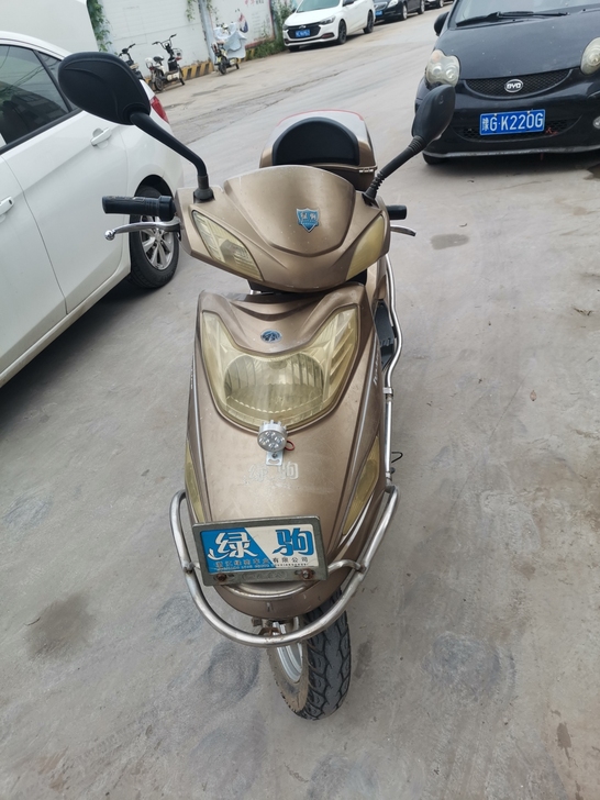二手电摩,五块大电瓶,要的快下单,手慢无。...